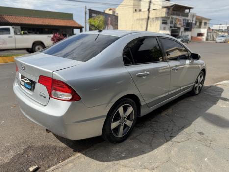 HONDA Civic 1.8 16V 4P LXS, Foto 4