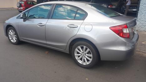 HONDA Civic 1.8 16V 4P FLEX LXS AUTOM�TICO, Foto 3