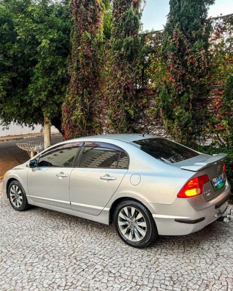 HONDA Civic 1.8 16V 4P FLEX LXL, Foto 4