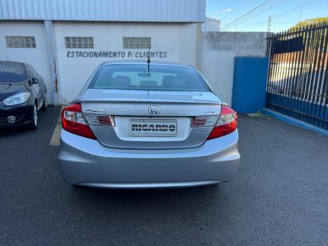 HONDA Civic 1.8 16V 4P FLEX LXS, Foto 2