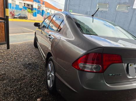 HONDA Civic 1.8 16V 4P FLEX LXS AUTOM�TICO, Foto 6