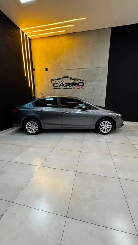 HONDA Civic 1.8 16V 4P LXS AUTOM�TICO, Foto 4
