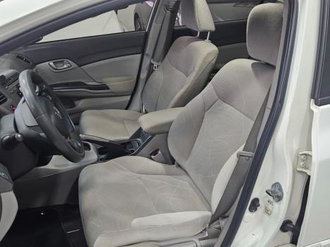 HONDA Civic 1.8 16V 4P FLEX LXS AUTOM�TICO, Foto 8