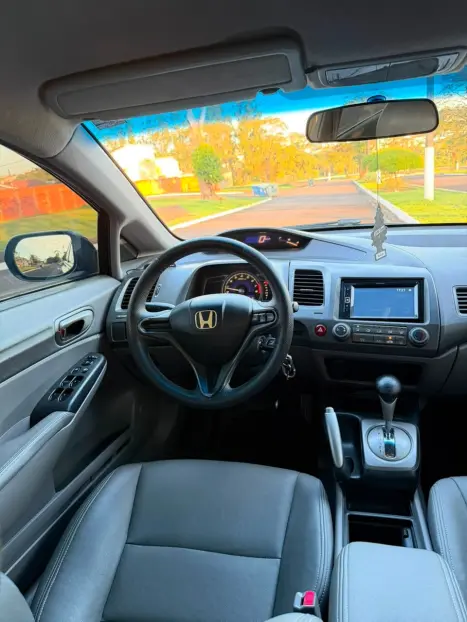 HONDA Civic 1.8 16V 4P FLEX LXS AUTOM�TICO, Foto 13