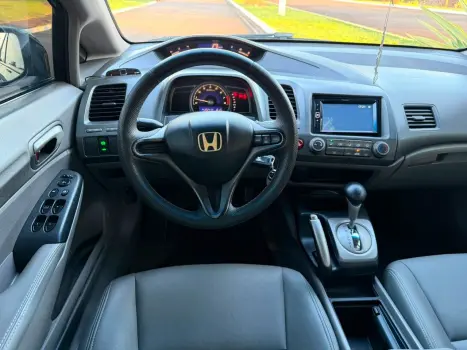 HONDA Civic 1.8 16V 4P FLEX LXS AUTOM�TICO, Foto 15
