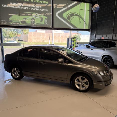 HONDA Civic 1.8 16V 4P FLEX LXS, Foto 4