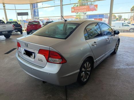 HONDA Civic 1.8 16V 4P FLEX LXS, Foto 4