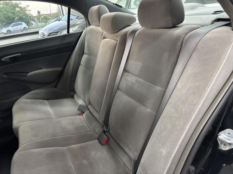 HONDA Civic 1.8 16V 4P FLEX LXS AUTOMÁTICO, Foto 17