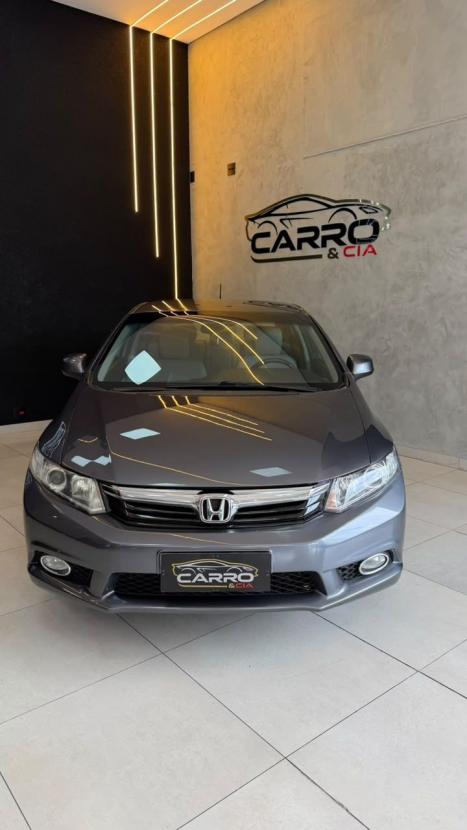 HONDA Civic 1.8 16V 4P LXS AUTOMÁTICO, Foto 3