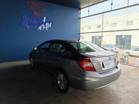 HONDA Civic 1.8 16V 4P FLEX LXS AUTOMÁTICO, Foto 8