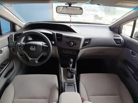 HONDA Civic 1.8 16V 4P FLEX LXS AUTOMÁTICO, Foto 9