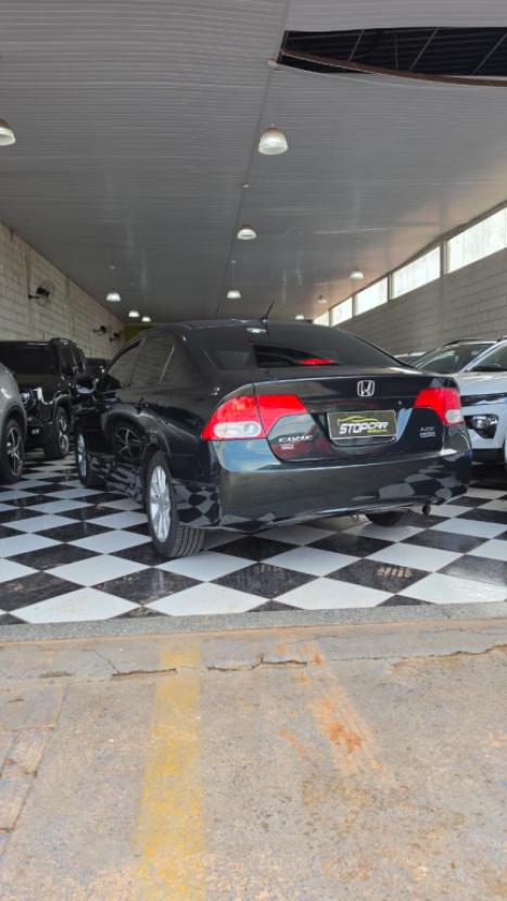 HONDA Civic 1.8 16V 4P FLEX LXS, Foto 4