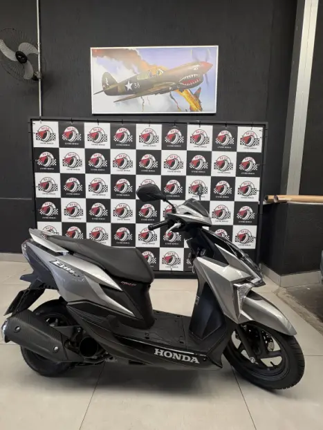 HONDA Elite 125 , Foto 1 HONDA Elite 125 , Foto 1