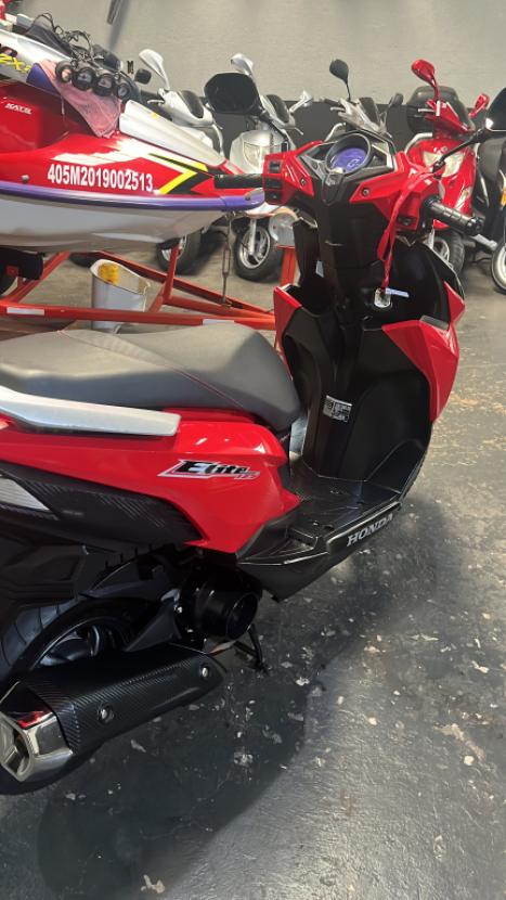 HONDA Elite 125 , Foto 3