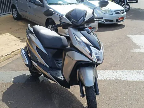 HONDA Elite 125 , Foto 1