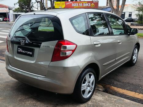 HONDA Fit 1.4 16V 4P DX FLEX, Foto 5 HONDA Fit 1.4 16V 4P DX FLEX, Foto 5