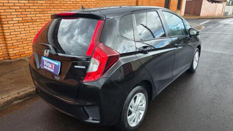 HONDA Fit 1.5 16V 4P LX FLEX AUTOMÁTICO, Foto 6 HONDA Fit 1.5 16V 4P LX FLEX AUTOMÁTICO, Foto 6