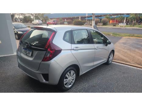 HONDA Fit 1.5 16V 4P DX FLEX AUTOM�TICO, Foto 3