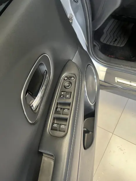 HONDA HR-V 1.8 16V 4P EXL FLEX AUTOMÁTICO CVT, Foto 7 HONDA HR-V 1.8 16V 4P EXL FLEX AUTOMÁTICO CVT, Foto 7