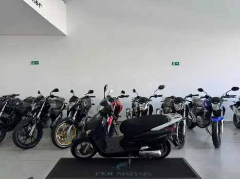 HONDA Lead 110 , Foto 4 HONDA Lead 110 , Foto 4