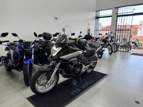 HONDA NC 700 X ABS, Foto 3