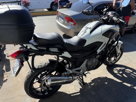 HONDA NC 700 X ABS, Foto 3