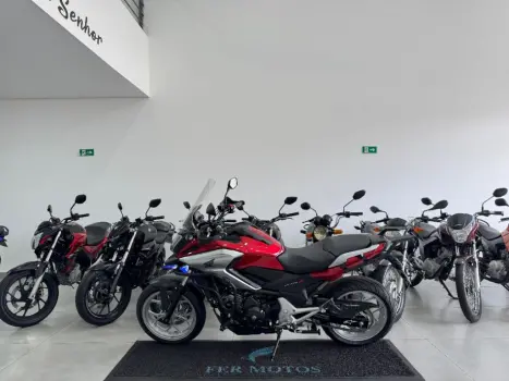 HONDA NC 750 X ABS, Foto 4