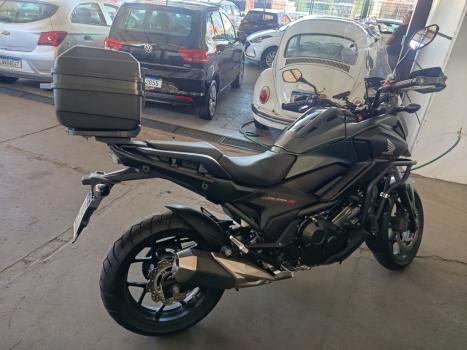 HONDA NC 750 X ABS, Foto 3