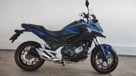 HONDA NC 750 X ABS, Foto 2