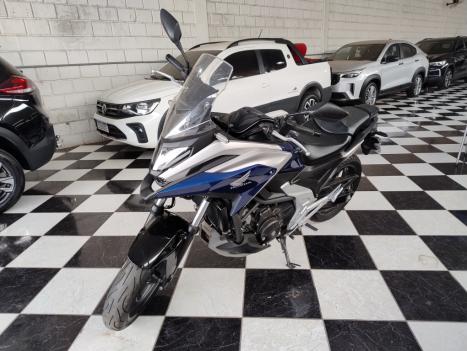 HONDA NC 750 X DCT, Foto 1
