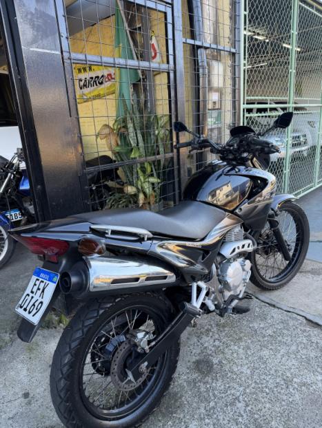 HONDA NX Falcon 400, Foto 3