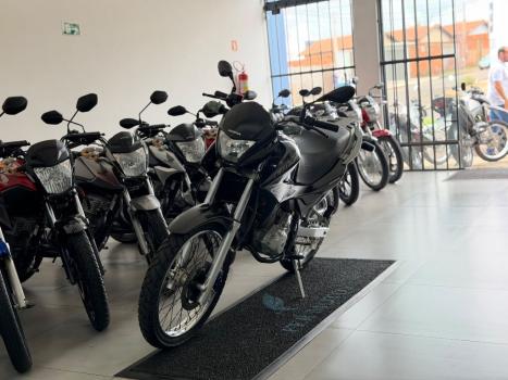 HONDA NX Falcon 400 I, Foto 3