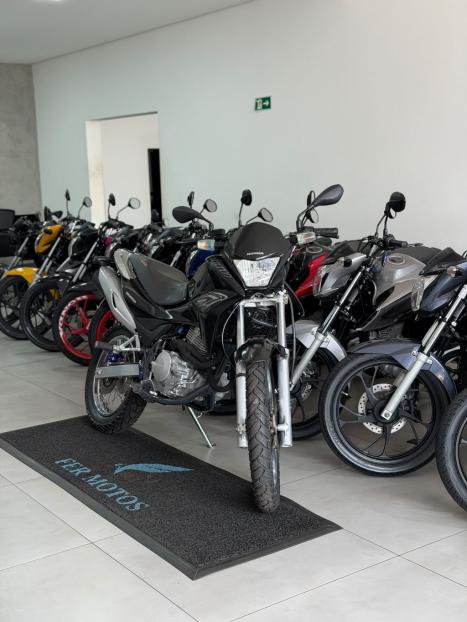 HONDA NX Falcon 400 I, Foto 7