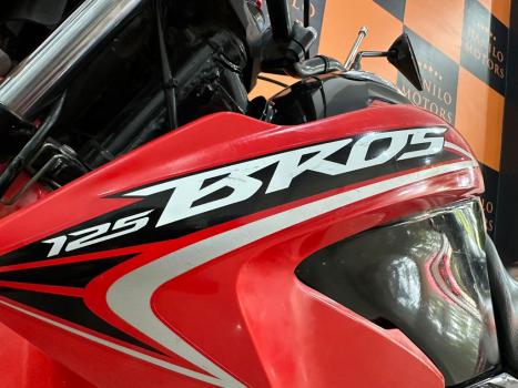 HONDA NXR Bros 125 ES, Foto 5 HONDA NXR Bros 125 ES, Foto 5