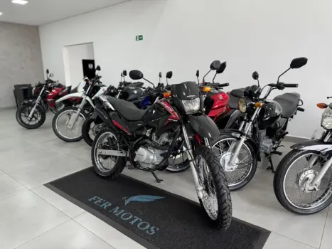 HONDA NXR Bros 150 ESD, Foto 2