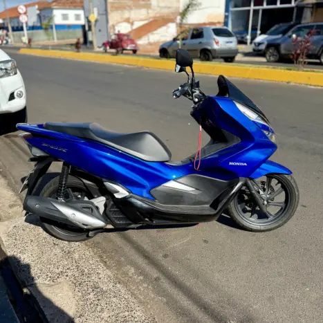 HONDA PCX 150 DLX, Foto 9