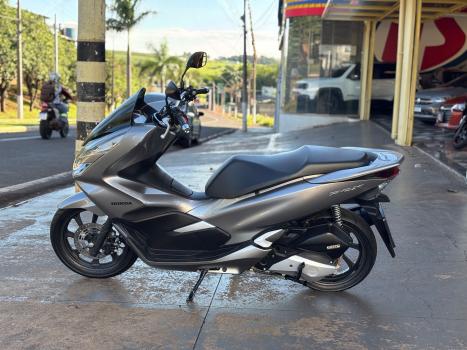 HONDA PCX 150 DLX, Foto 4