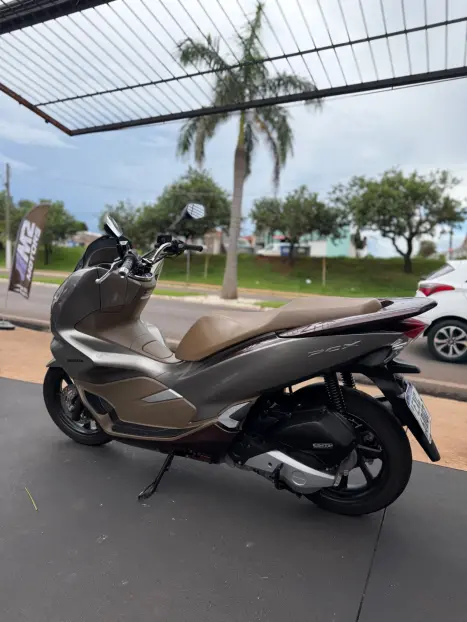 HONDA PCX 150 DLX, Foto 6