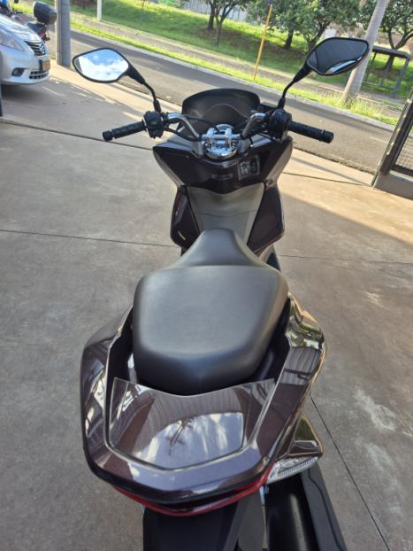 HONDA PCX 150 DLX, Foto 4