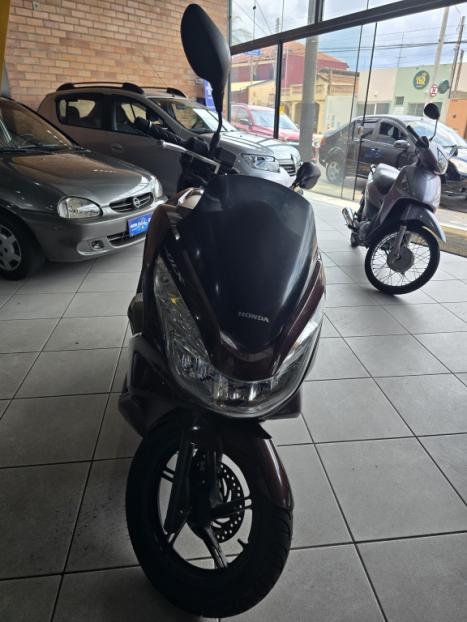 HONDA PCX 150 DLX, Foto 3