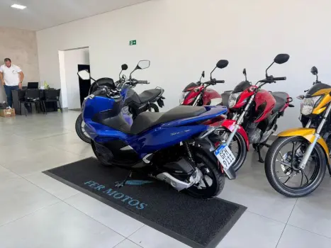 HONDA PCX 150 DLX, Foto 5