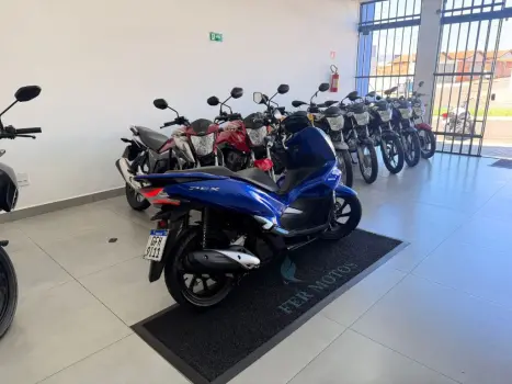 HONDA PCX 150 DLX, Foto 6