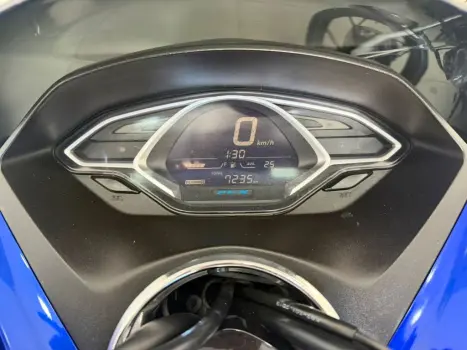 HONDA PCX 150 DLX, Foto 8
