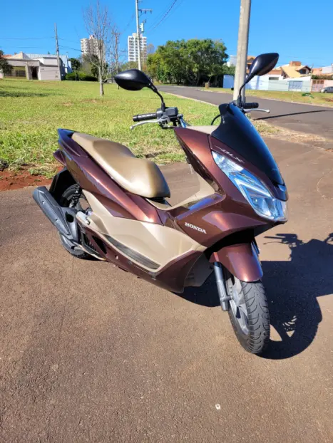 HONDA PCX 150 DLX, Foto 1
