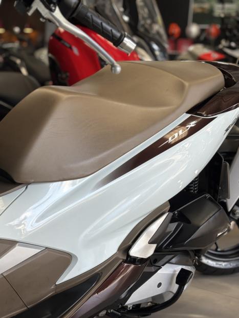 HONDA PCX 150 DLX, Foto 2