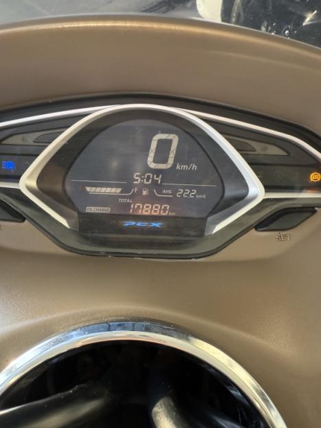 HONDA PCX 150 DLX, Foto 2