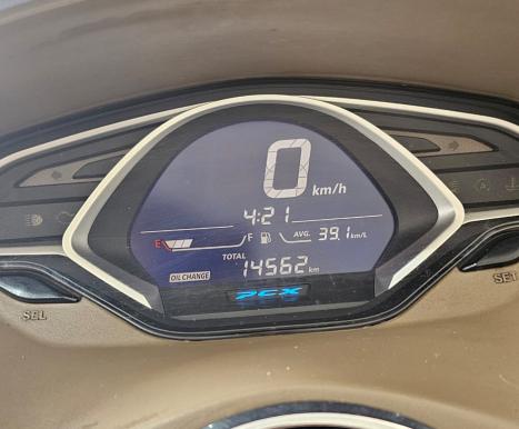HONDA PCX 150 DLX, Foto 2