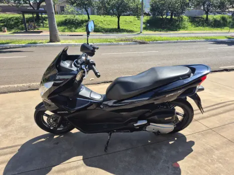 HONDA PCX 150 SPORT, Foto 2