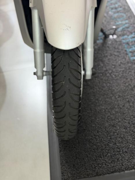 HONDA SH 150 I DLX, Foto 9