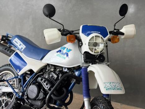 HONDA XLX 250R , Foto 4